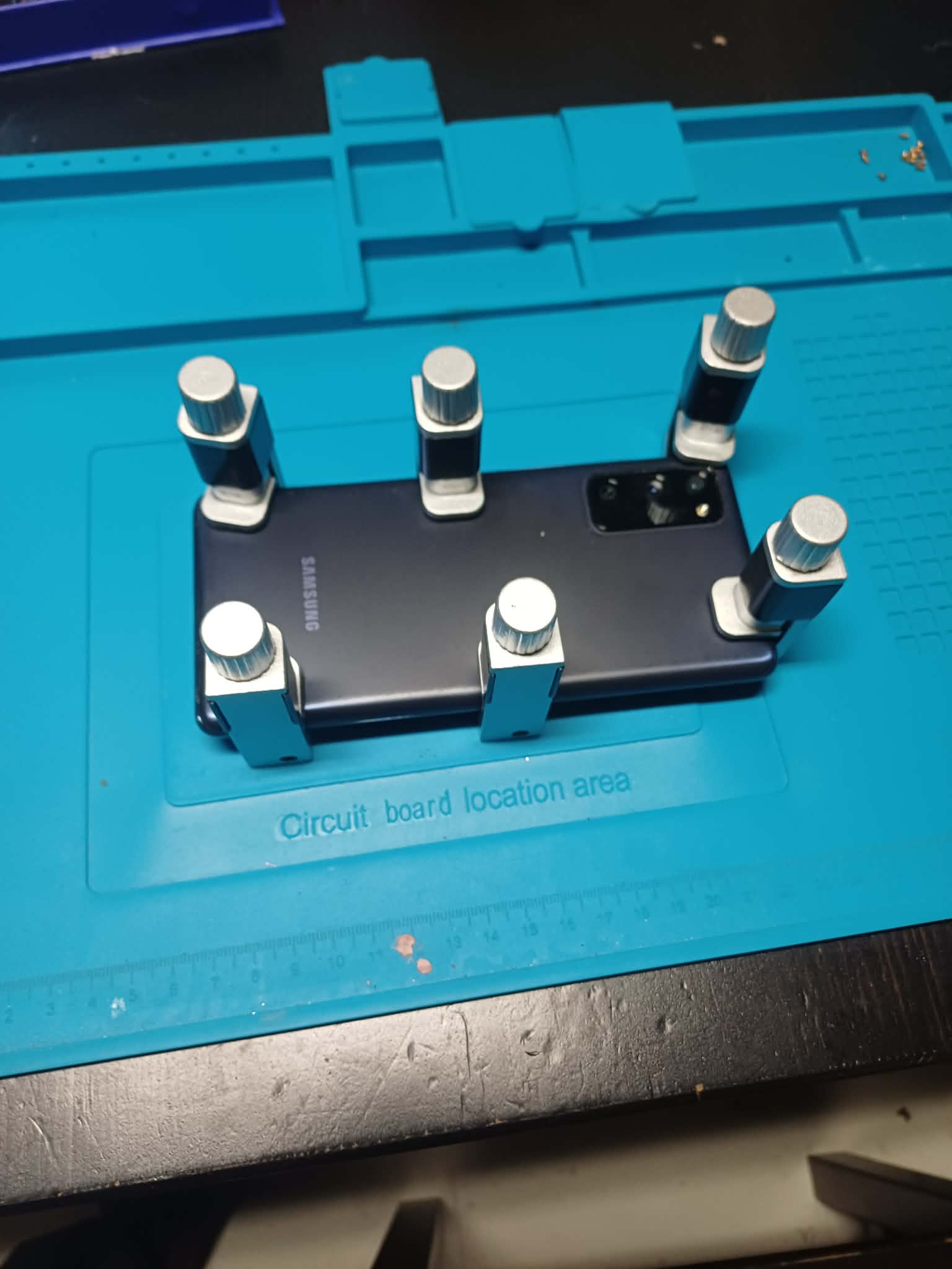 Fixation précise écran téléphone